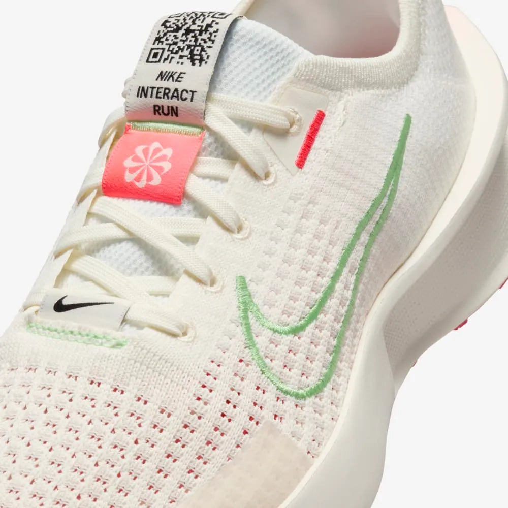 W NIKE INTERACT RUN WHITE/GREEN