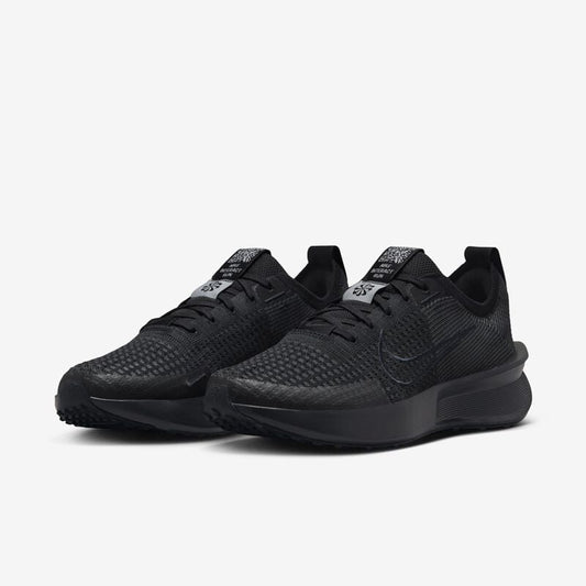 W NIKE INTERACT RUN BLACK