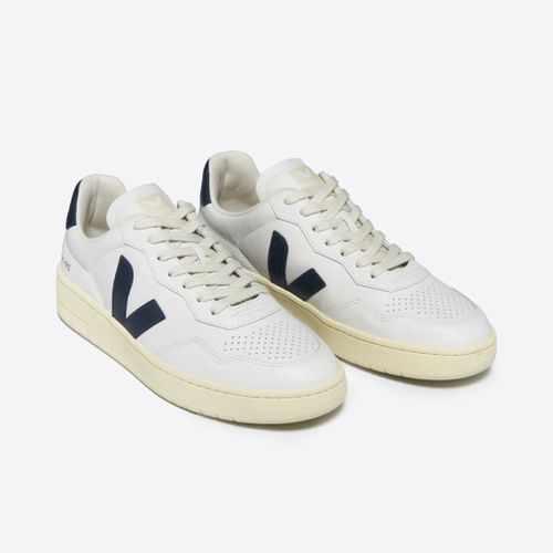 TENIS VEJA-90  WHITE/BLACK