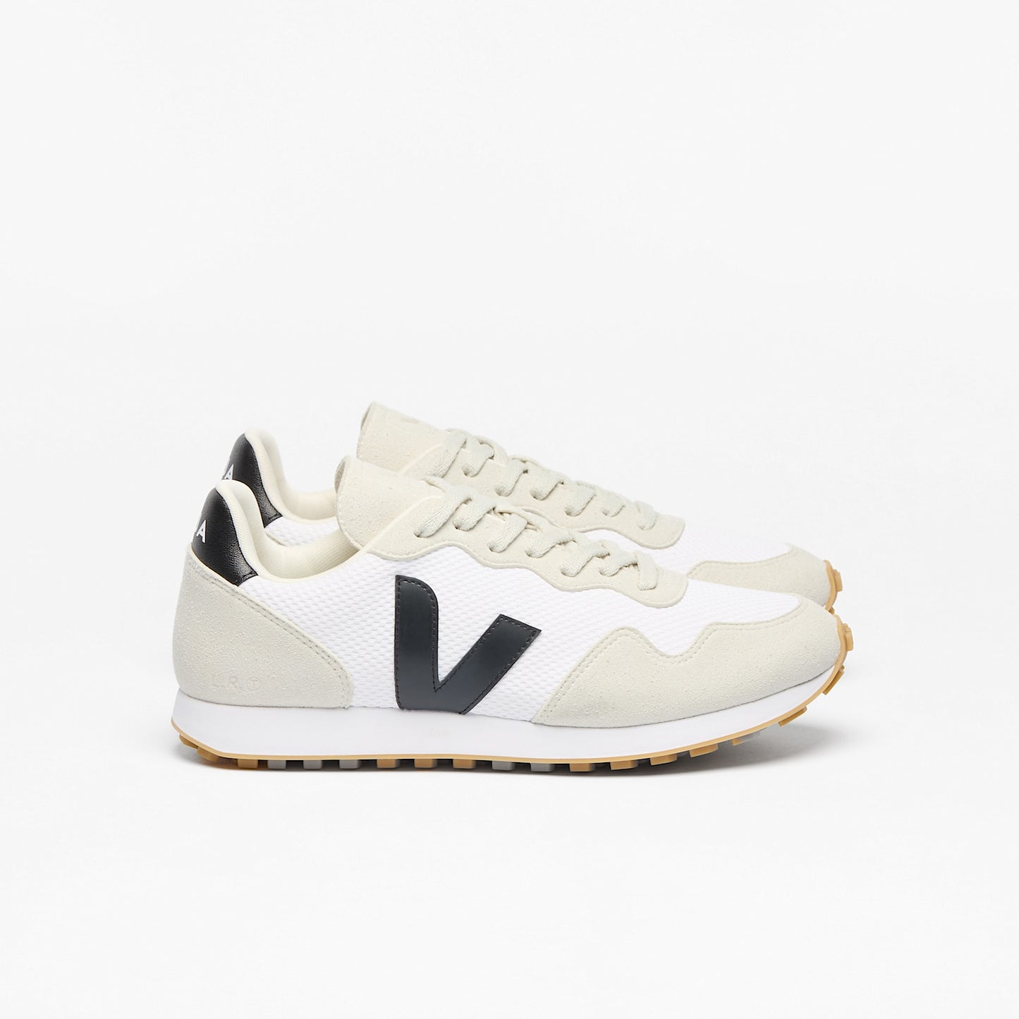 TENIS VEJA  ALVEOMESH WHITE/BLACK