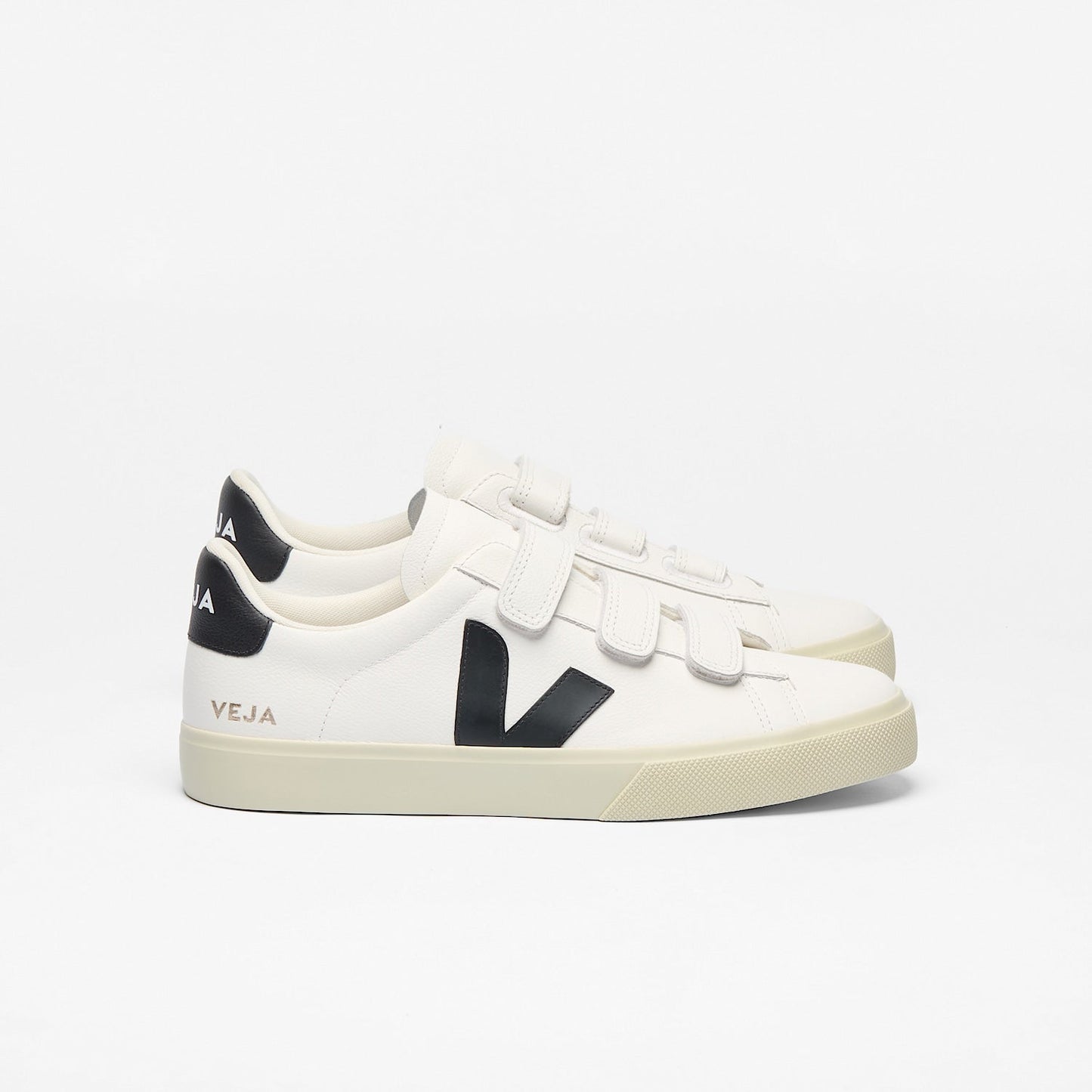 TENIS VEJA RECIFE CHROMEFREE LEATHER EXTRA WHITE/BLACK