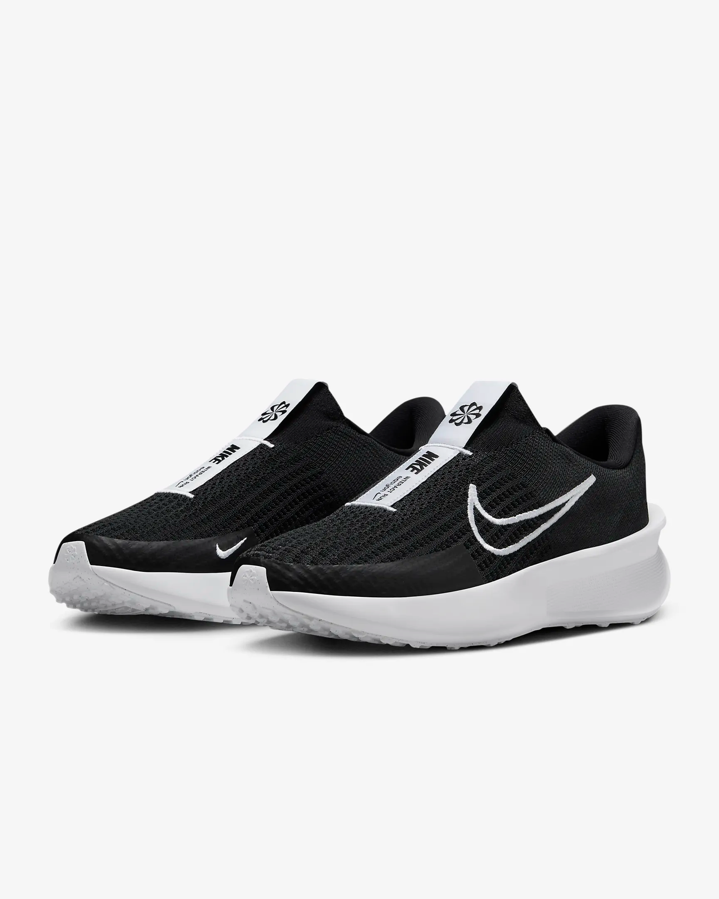 NIKE INTERACT RUN EASYON BLACK/WHITE